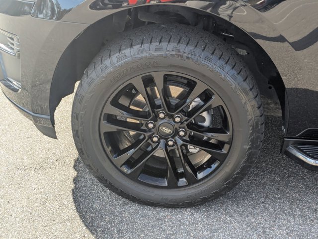 Certified 2022 Ford Expedition Max XLT image 11