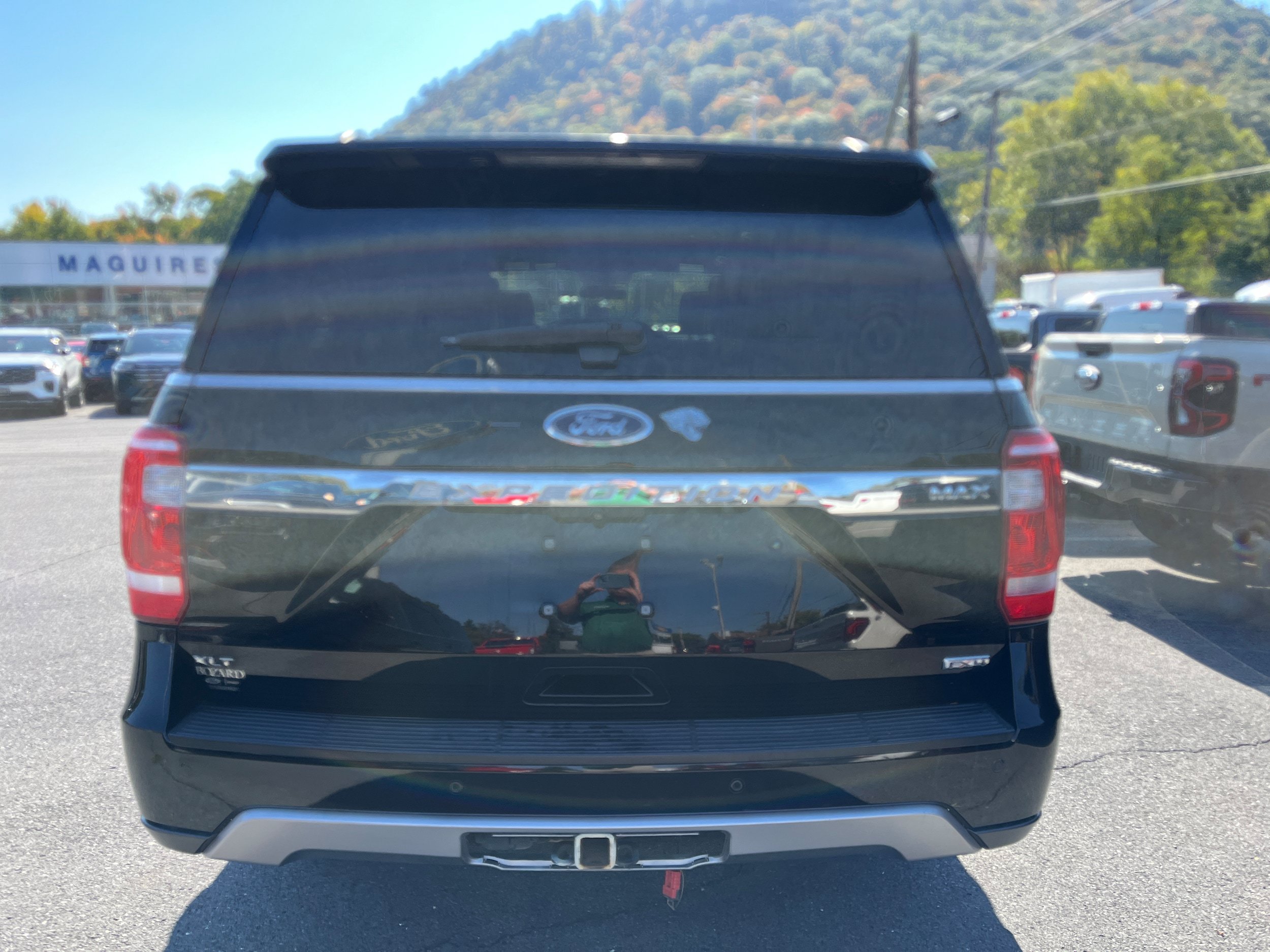 Certified 2018 Ford Expedition Max XLT w/ Equipment Group 202A AWD/4WD image 8