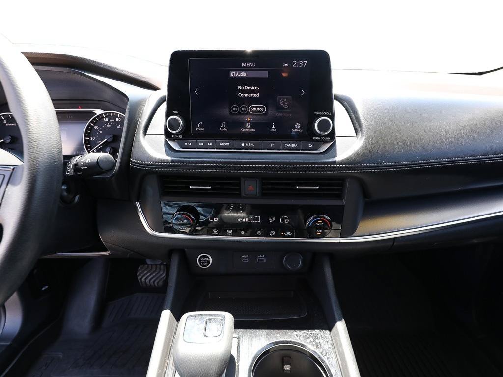 Used 2023 Nissan Rogue SV AWD/4WD image 16