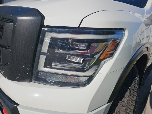 Used 2023 Nissan Titan PRO-4X w/ Pro-4x Convenience Package AWD/4WD image 28