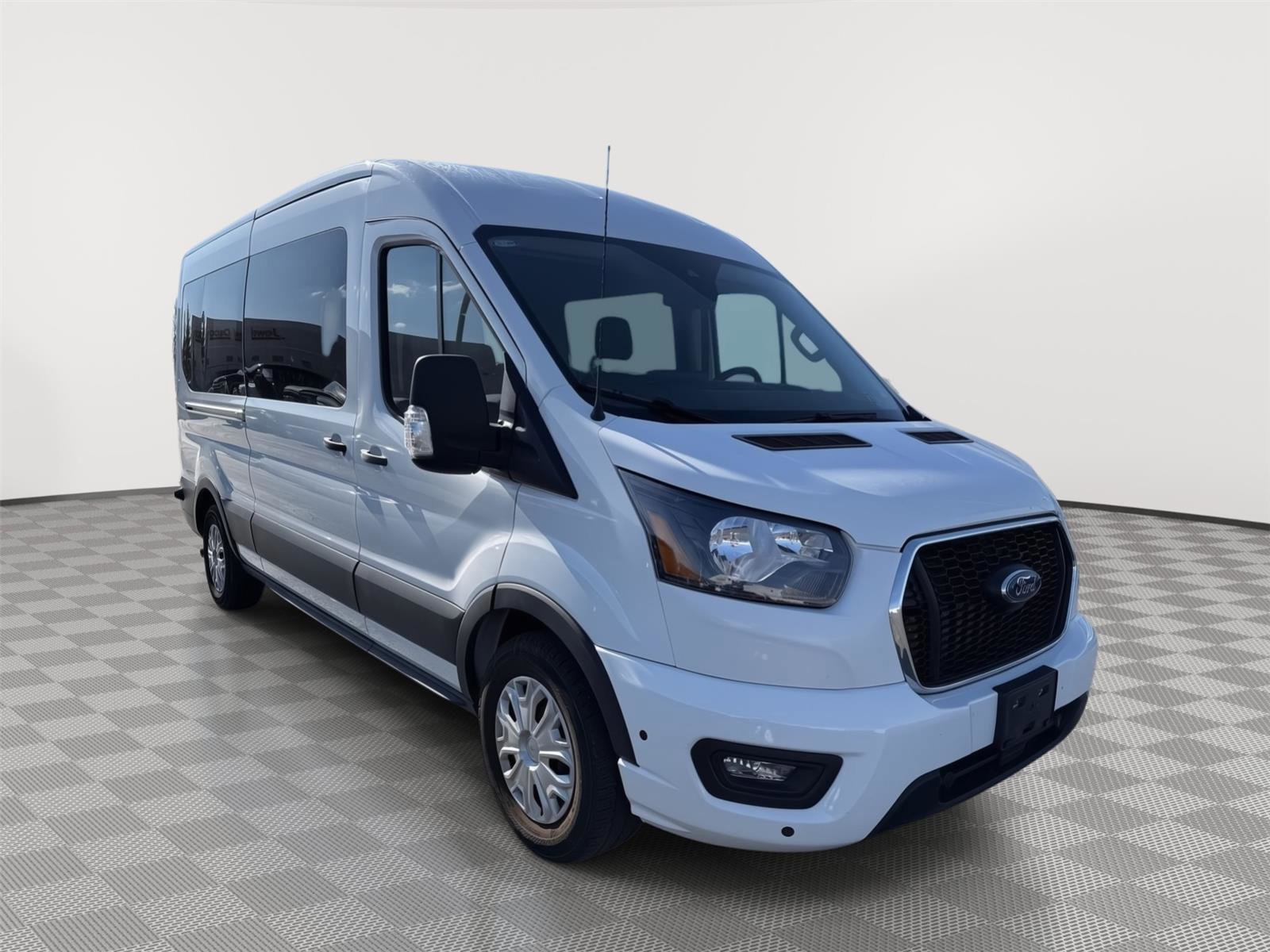 Certified 2024 Ford Transit 350 XLT image 8