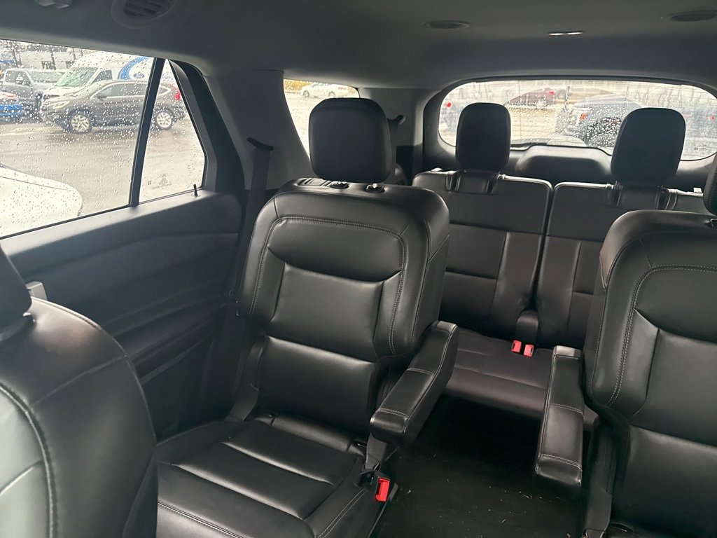 Certified 2022 Ford Explorer XLT w/ Equipment Group 202A image 16