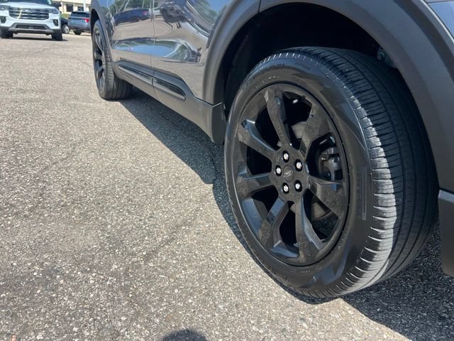 Certified 2024 Ford Explorer ST-Line w/ Class IV Trailer Tow Package AWD/4WD image 28