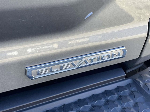 Used 2024 GMC Canyon Elevation w/ Elevation Premium Package image 9