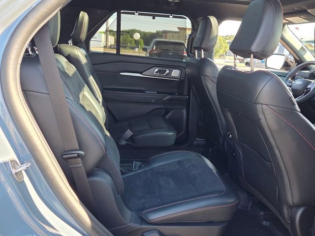Certified 2025 Ford Explorer ST image 16
