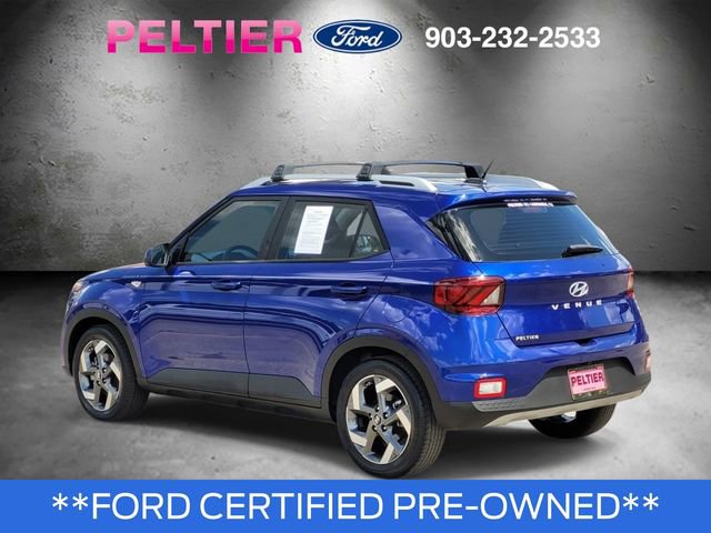 Used 2023 Hyundai Venue Limited FWD image 6