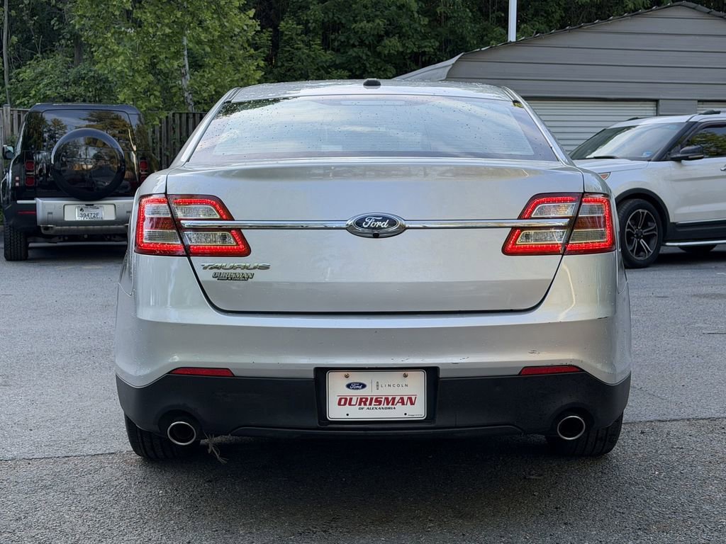 Certified 2019 Ford Taurus SE FWD image 6
