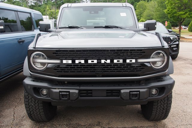 Certified 2025 Ford Bronco Badlands AWD/4WD image 3