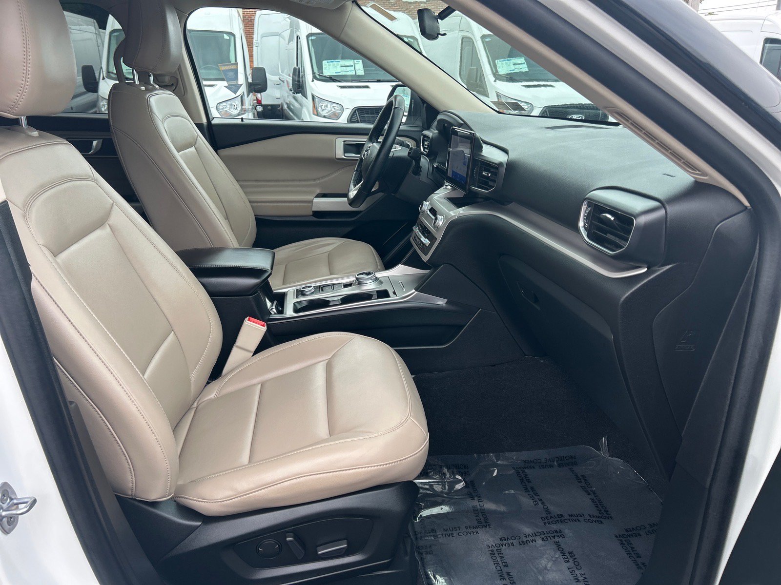 Certified 2023 Ford Explorer XLT w/ Equipment Group 202A AWD/4WD image 20