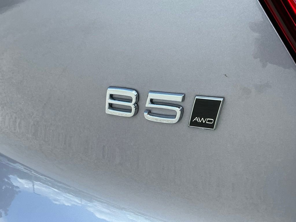 Used 2026 Volvo XC40 B5 Plus AWD/4WD image 26