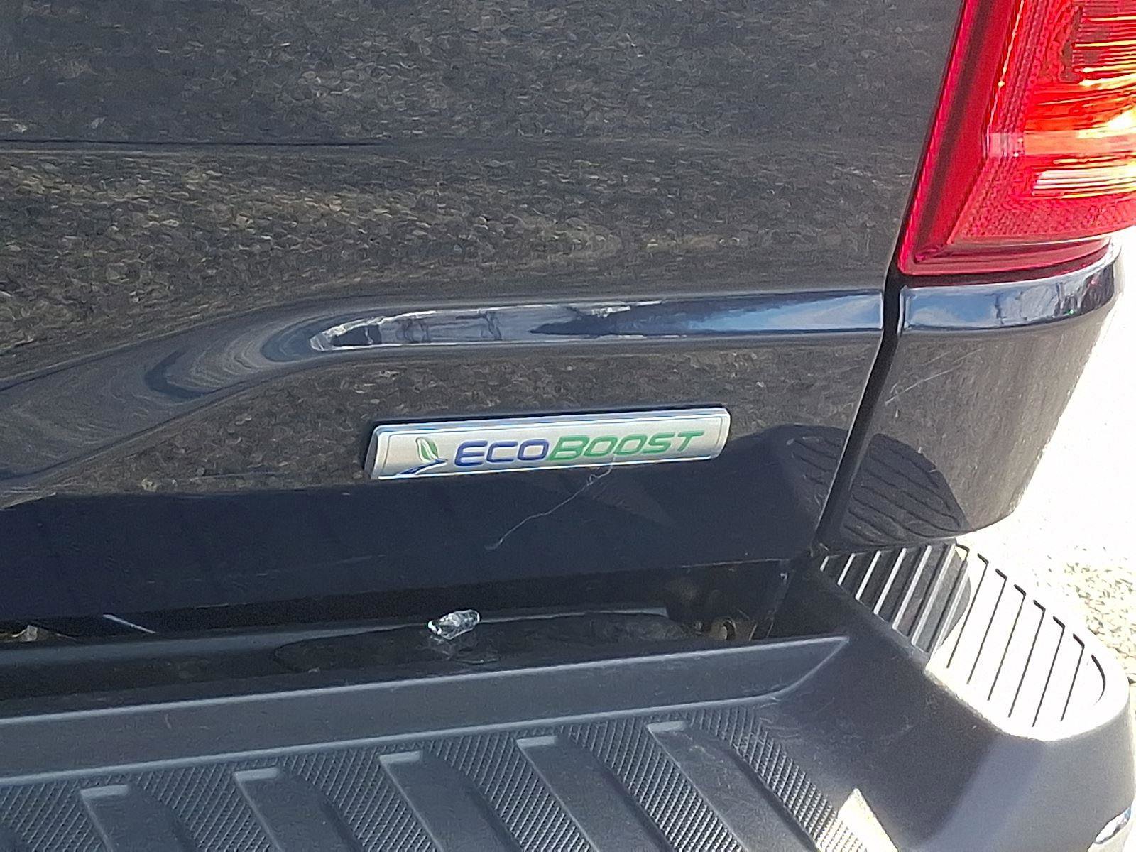 Certified 2022 Ford F150 XLT w/ Equipment Group 302A High image 30