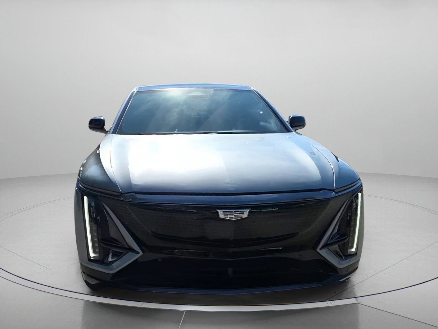 Used 2024 Cadillac Lyriq Sport image 32