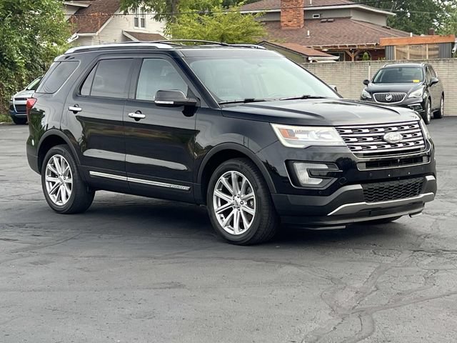 Certified 2017 Ford Explorer Limited AWD/4WD image 7