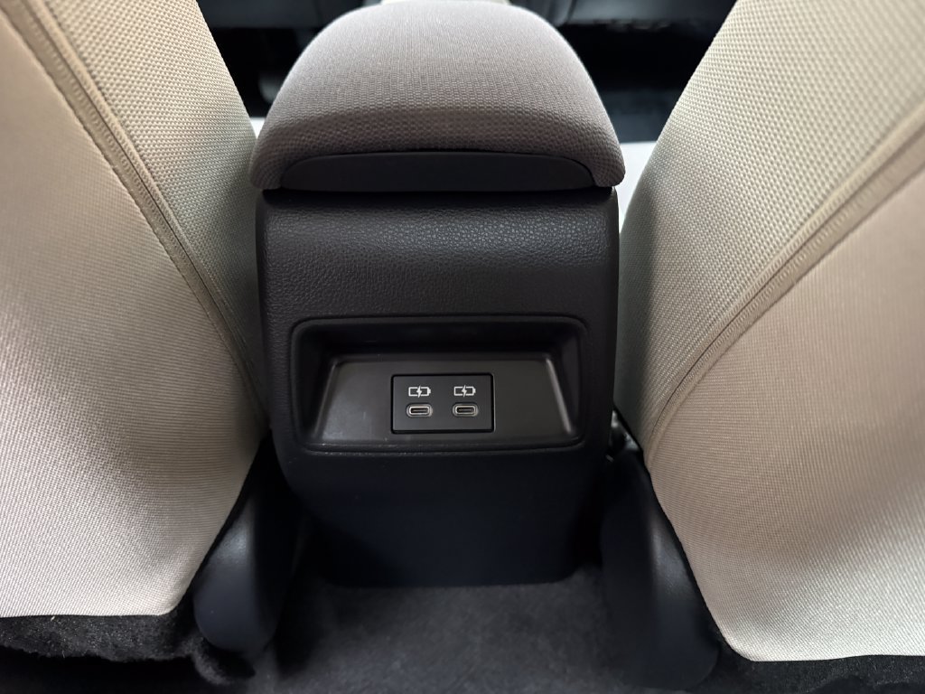 Used 2026 Toyota Corolla LE FWD image 11