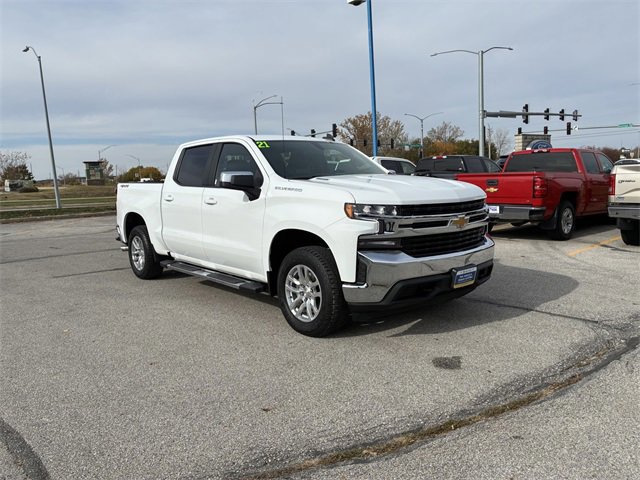 Used 2021 Chevrolet Silverado 1500 LT image 2