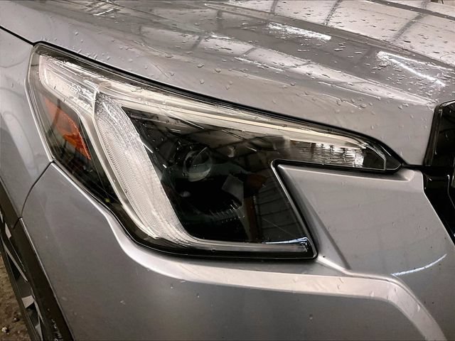 Used 2022 Subaru Forester Touring w/ Popular Package #3 AWD/4WD image 27