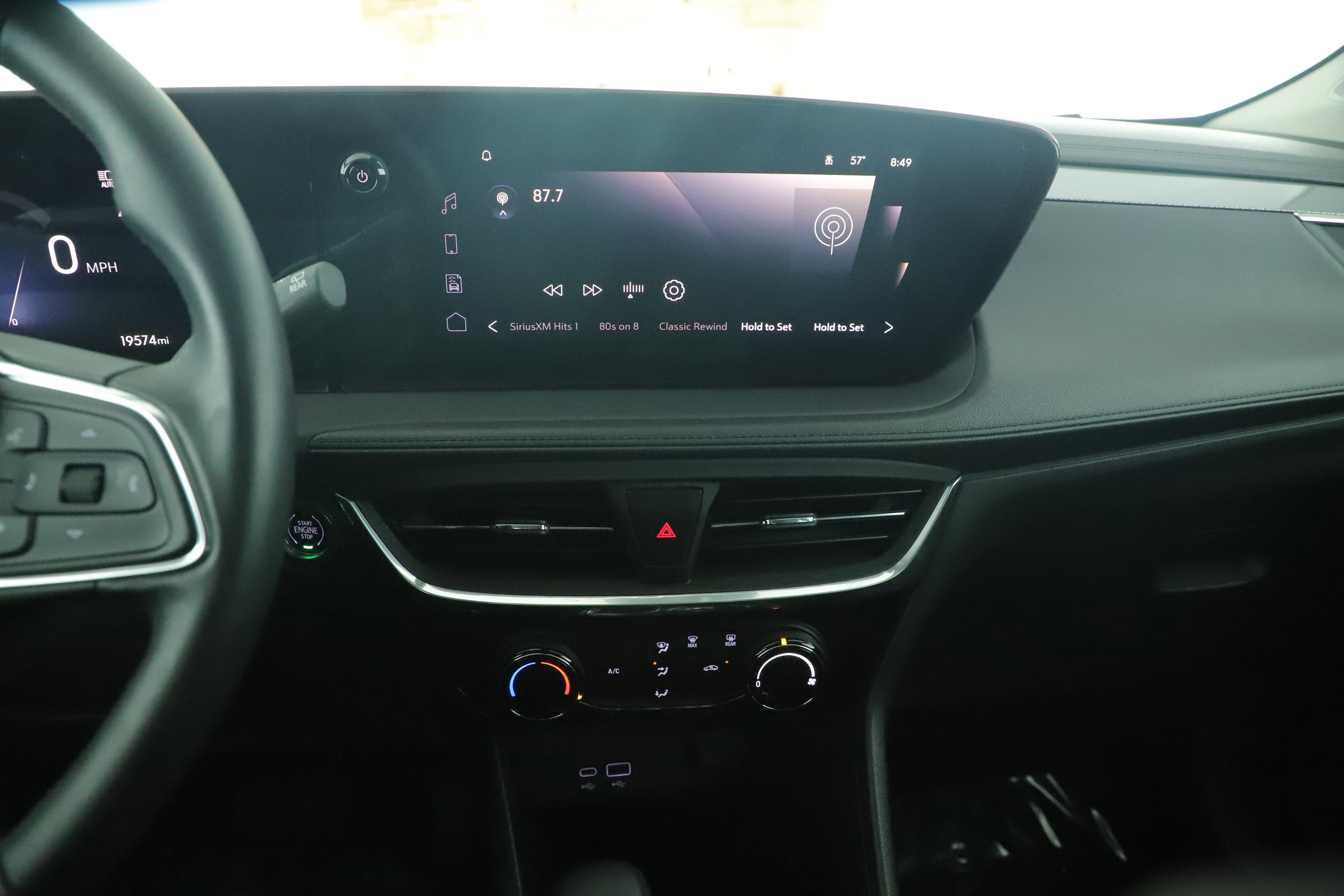 Used 2024 Buick Encore GX Sport Touring image 12