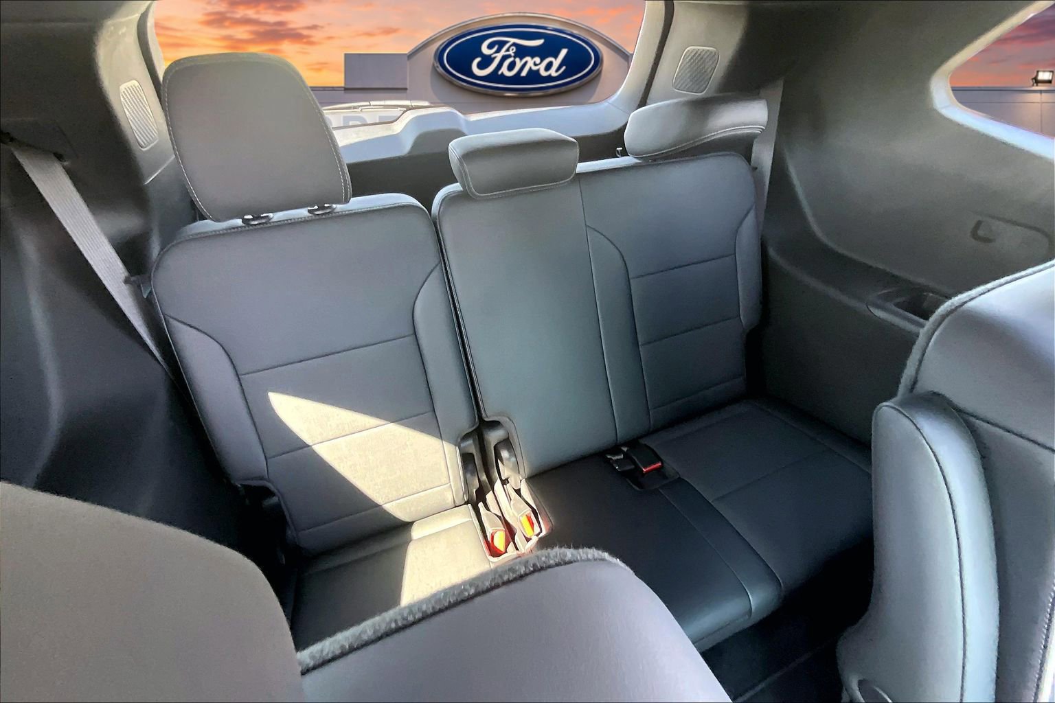 Used 2026 Buick Enclave Preferred AWD/4WD image 28