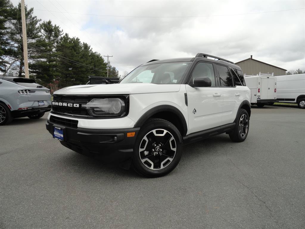 Certified 2024 Ford Bronco Sport Outer Banks AWD/4WD image 1