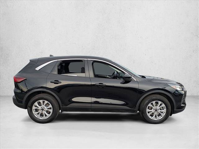 Certified 2023 Ford Escape Active w/ Tech Pack #2 AWD/4WD image 4