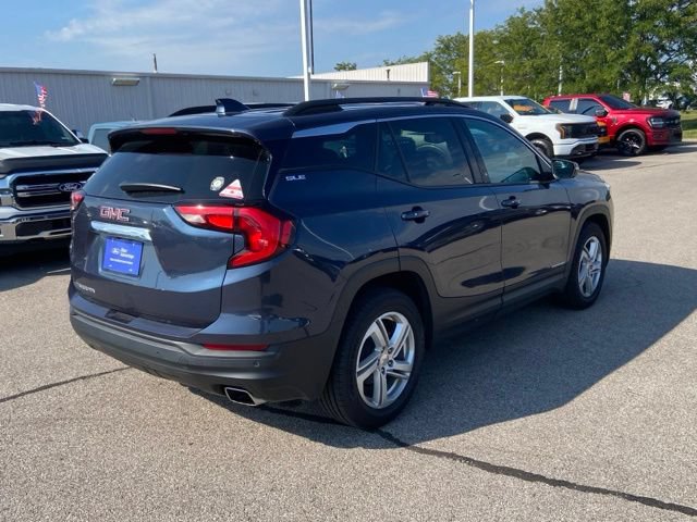 Used 2018 GMC Terrain SLE w/ Driver Convenience Package FWD image 3