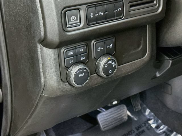 Used 2021 Chevrolet Tahoe LT w/ Rear Media and Nav Package AWD/4WD image 10
