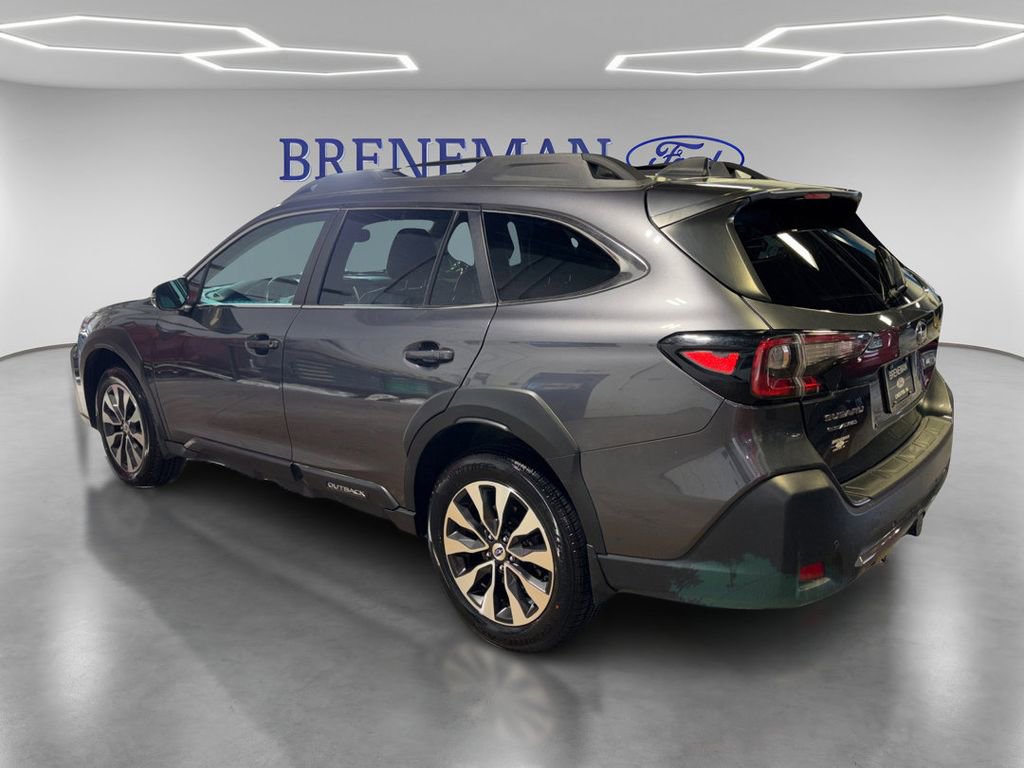 Used 2025 Subaru Outback Limited XT AWD/4WD image 8