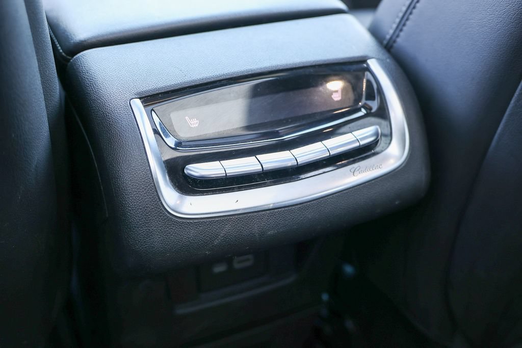 Used 2021 Cadillac XT6 Premium Luxury AWD/4WD image 24