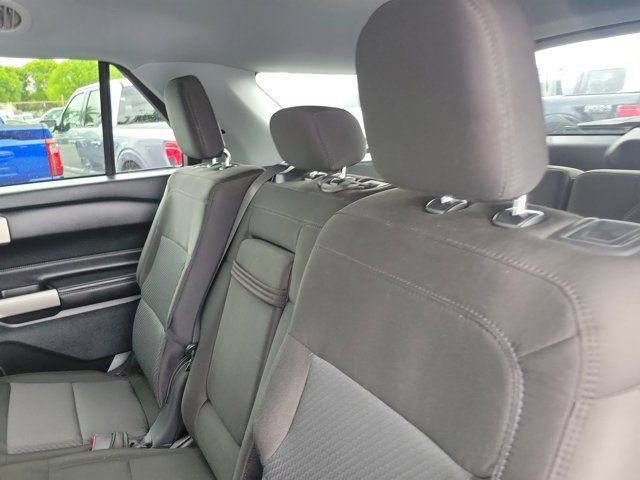 Certified 2023 Ford Explorer XLT RWD image 13