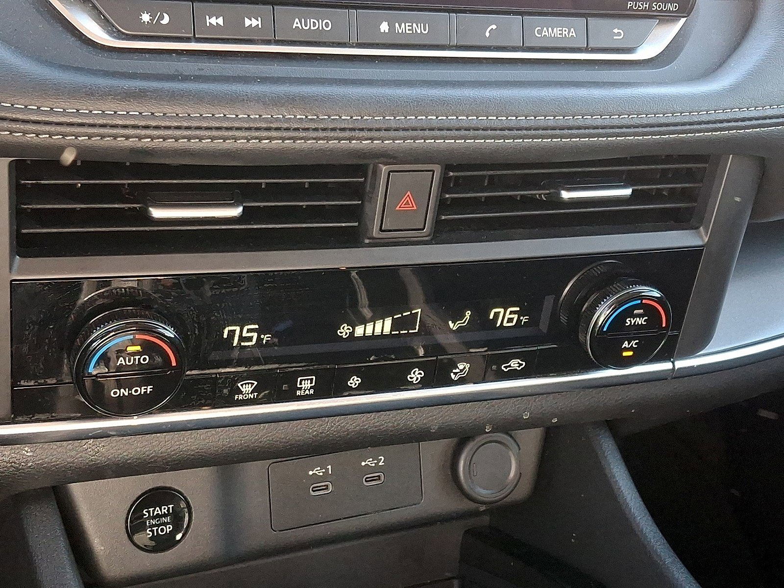 Used 2024 Nissan Rogue SV AWD/4WD image 14