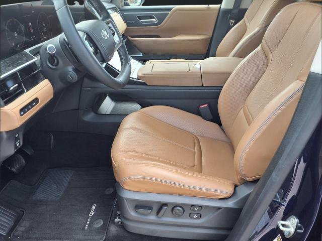 Used 2025 INFINITI QX80 Sensory AWD/4WD image 18