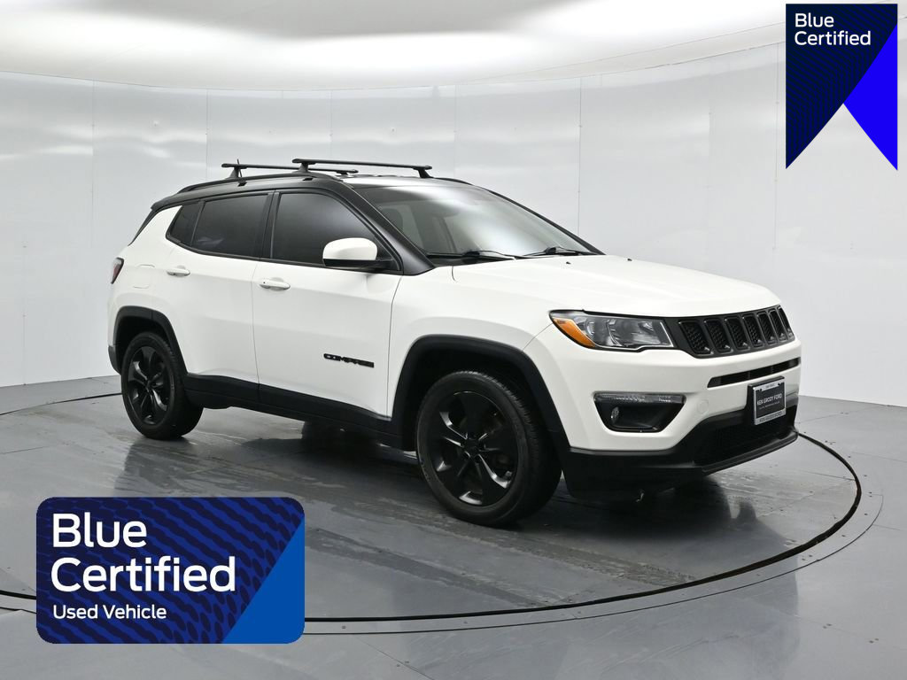 Used 2020 Jeep Compass Latitude image 1