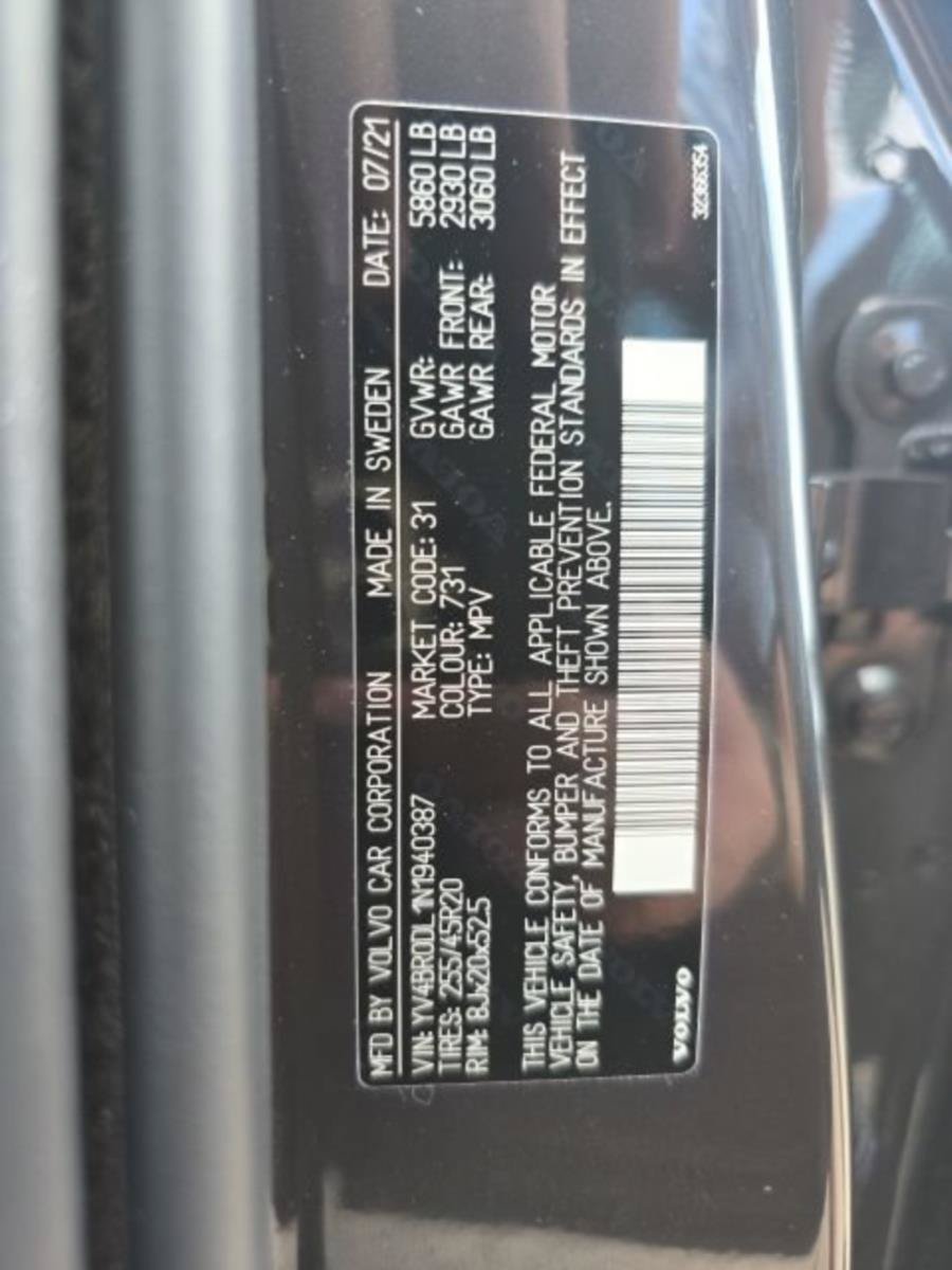 Used 2022 Volvo XC60 T8 Inscription w/ Advanced Package AWD/4WD image 7