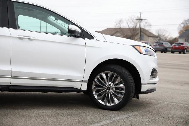 Certified 2024 Ford Edge Titanium w/ Titanium Elite Package image 9