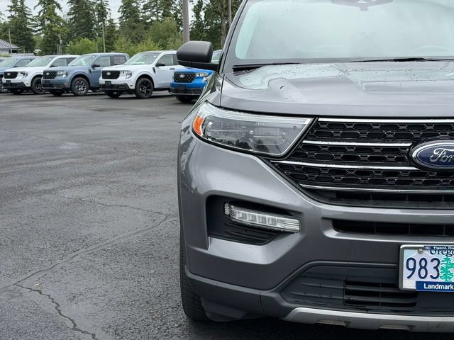 Certified 2021 Ford Explorer XLT w/ Equipment Group 202A AWD/4WD image 9