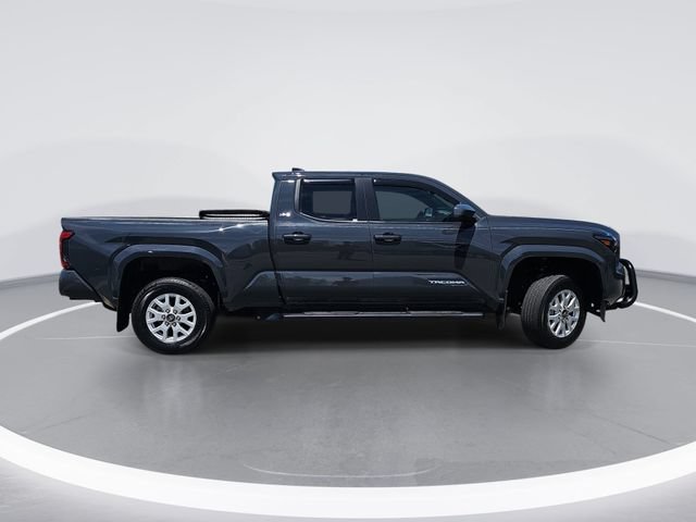 Used 2024 Toyota Tacoma SR5 AWD/4WD image 6