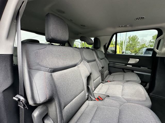 Certified 2025 Ford Expedition Active AWD/4WD image 37