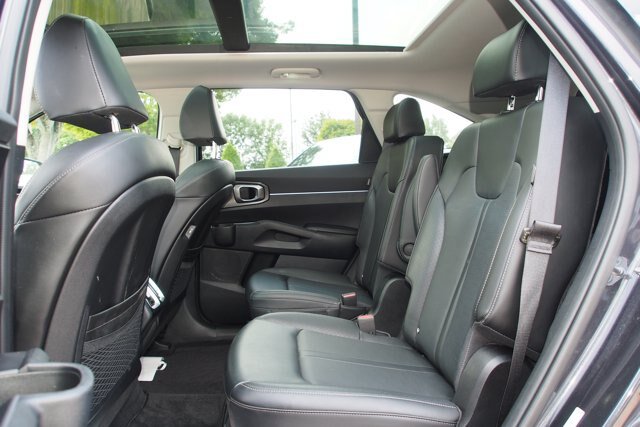 Used 2025 Kia Sorento EX w/ Panoramic Sunroof Package AWD/4WD image 20