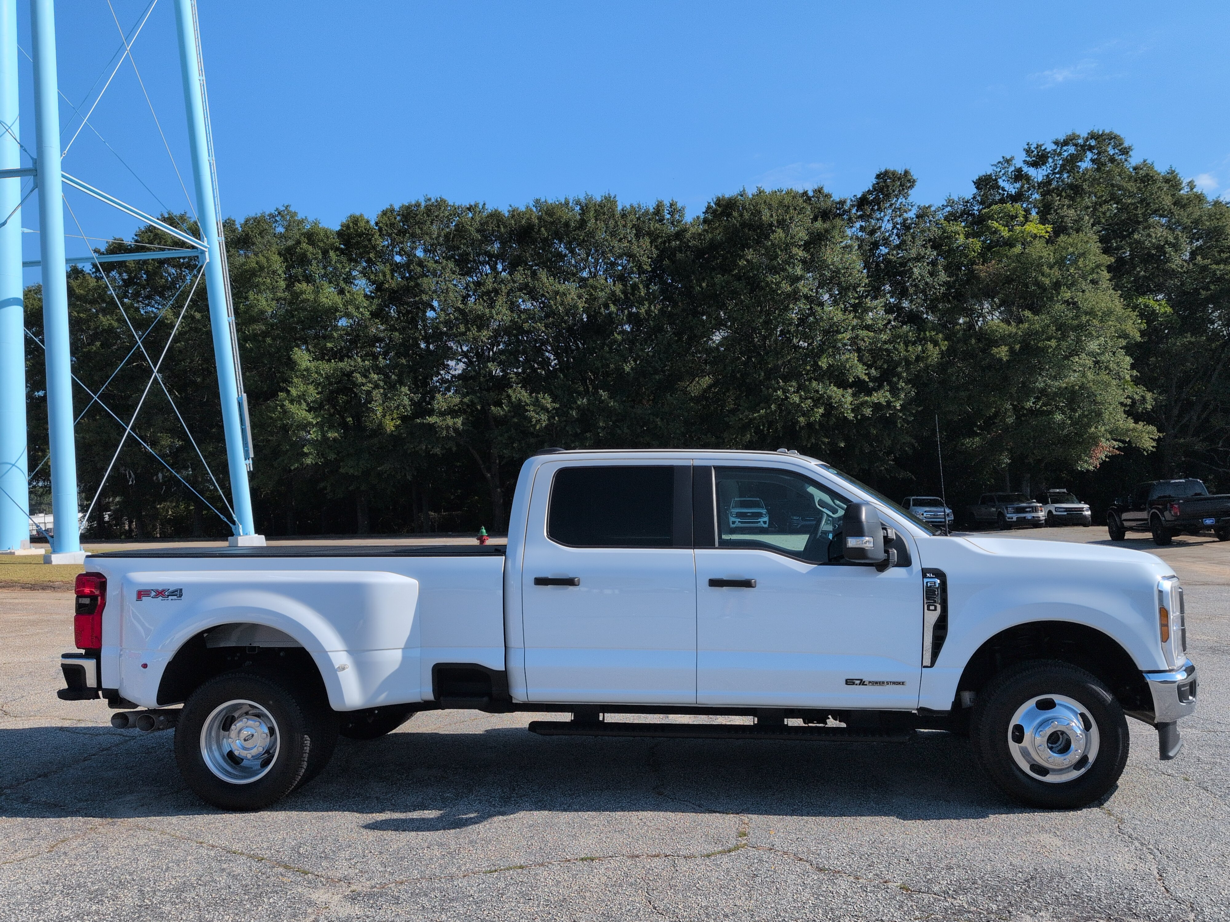 Certified 2025 Ford F350 XL w/ 360-Degree Camera Package AWD/4WD image 2