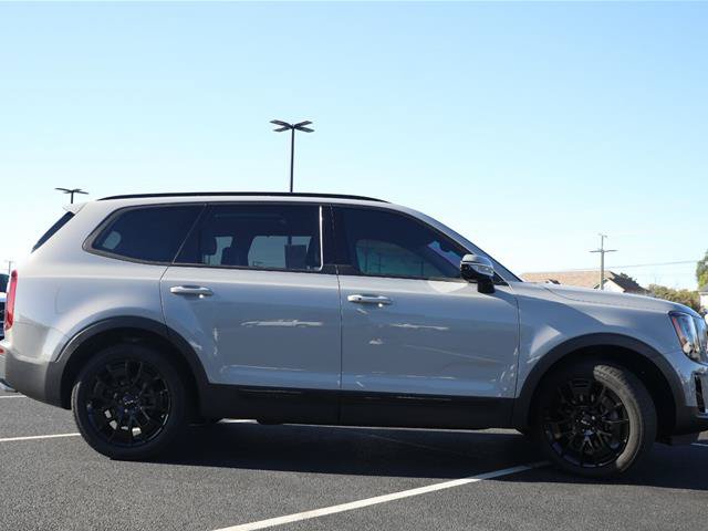 Used 2022 Kia Telluride SX w/ SX Prestige Package AWD/4WD image 9