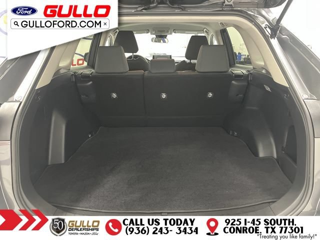 Used 2021 Toyota RAV4 XLE FWD image 11