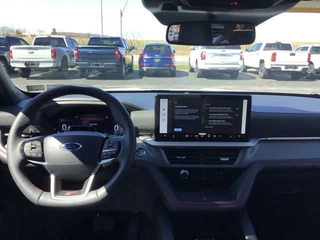 Certified 2025 Ford Explorer ST image 10