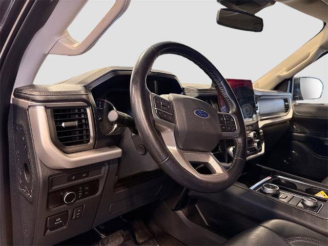 Certified 2023 Ford Expedition XLT image 9