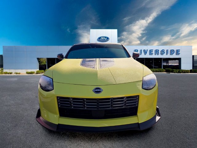 Used 2024 Nissan Z Performance w/ Floor Mat Package RWD image 2