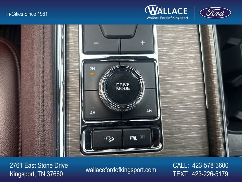 Certified 2024 Ford Expedition Limited image 35