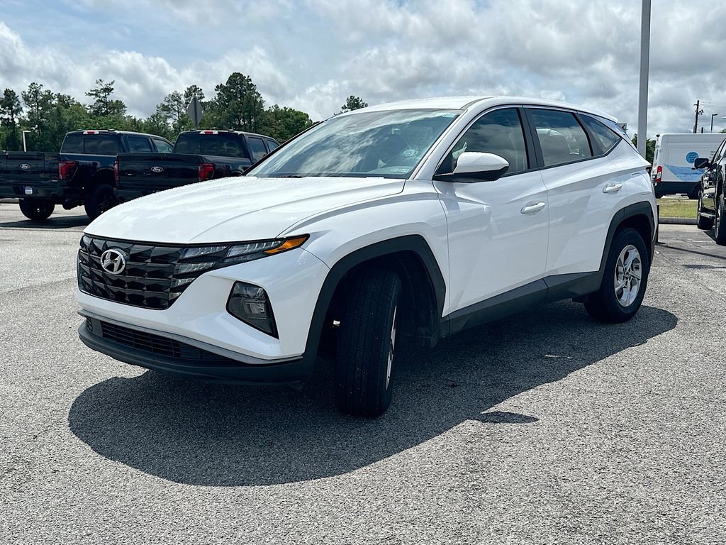 Used 2023 Hyundai Tucson SE w/ Cargo Package AWD/4WD image 2