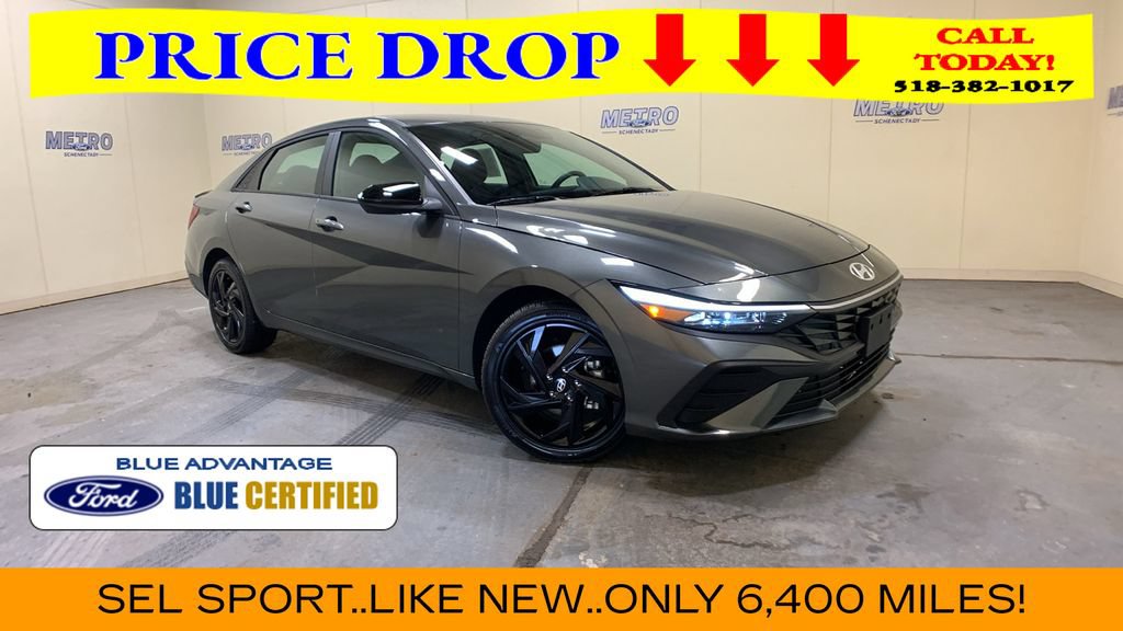 Used 2026 Hyundai Elantra Sport FWD image 1