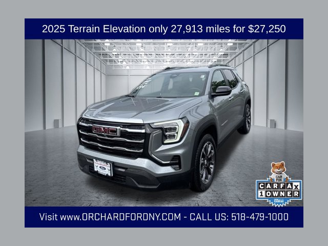 Used 2025 GMC Terrain Elevation w/ Elevation Premium Package