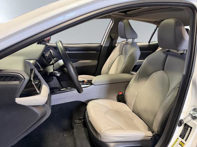 Used 2024 Toyota Camry XLE w/ Navigation Package FWD image 7