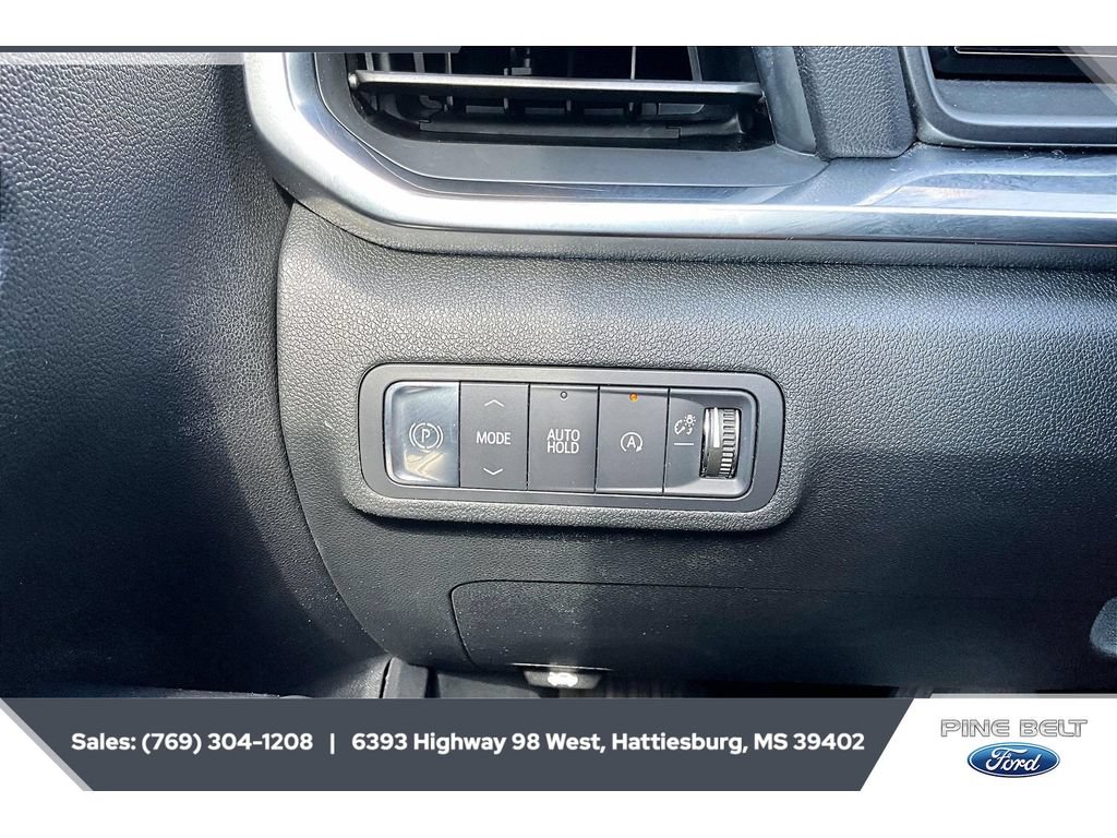 Used 2025 GMC Terrain Elevation FWD image 22